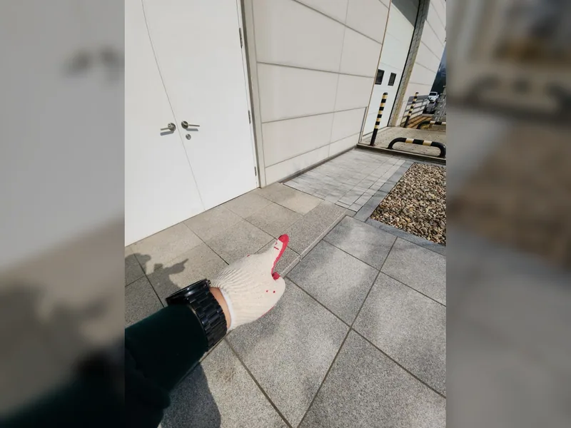 인천 연수구 바닥재 보수 - 방화문대리석걸림 해결 현장 시공 사진 3